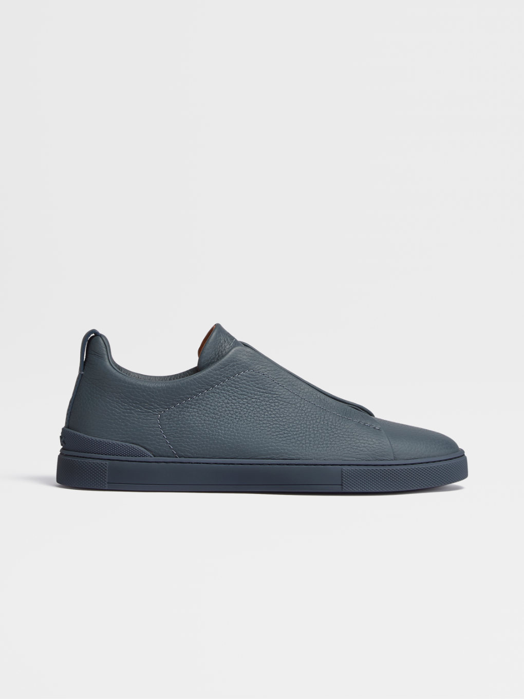 Avio Blue
